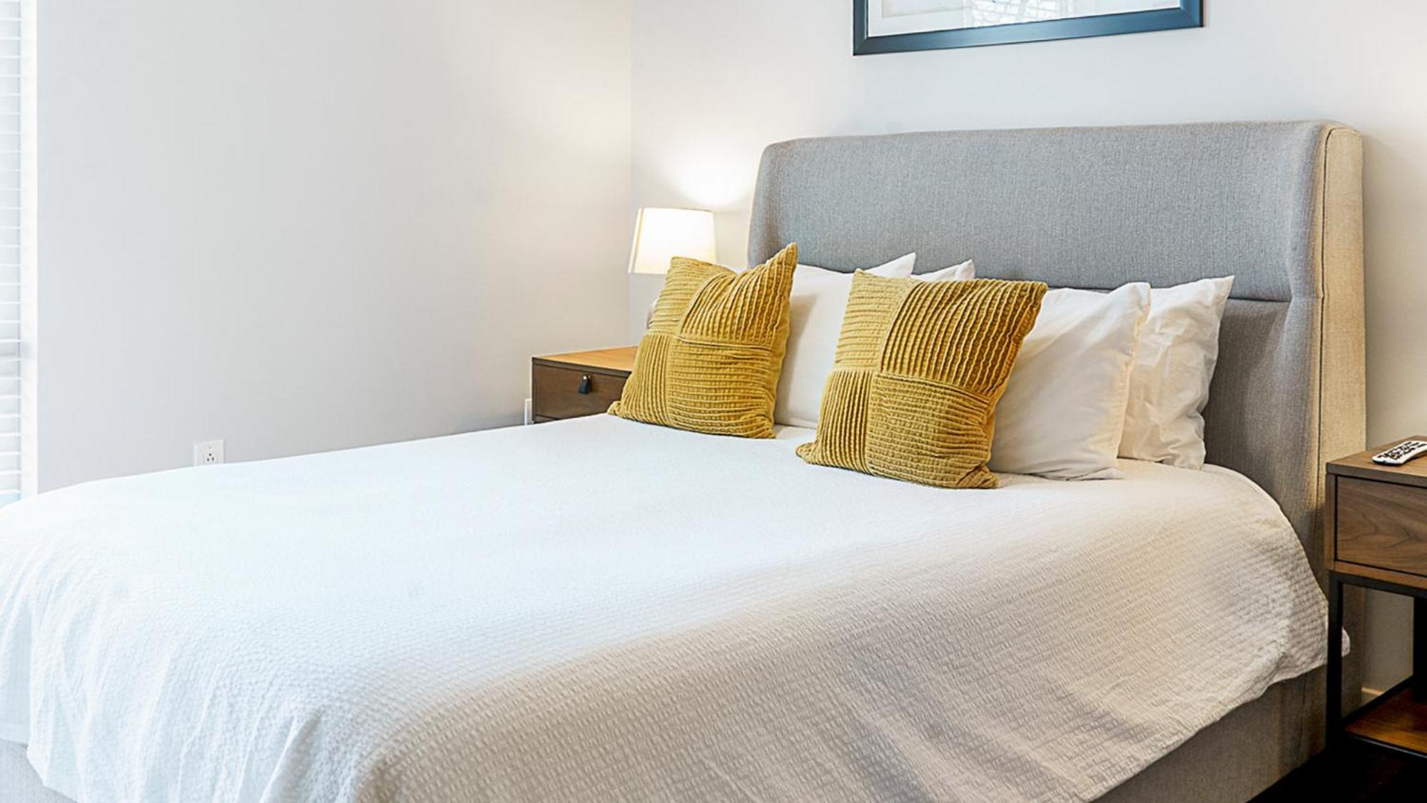 Railyard Apartments By Barsala Denton Ngoại thất bức ảnh