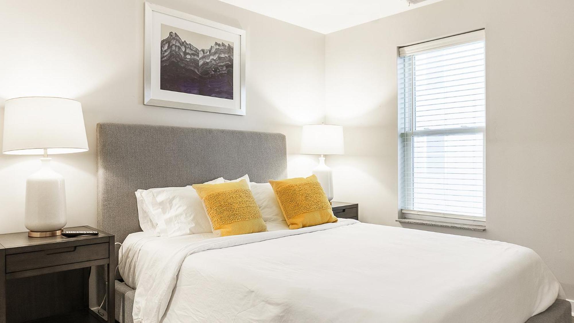 Railyard Apartments By Barsala Denton Ngoại thất bức ảnh